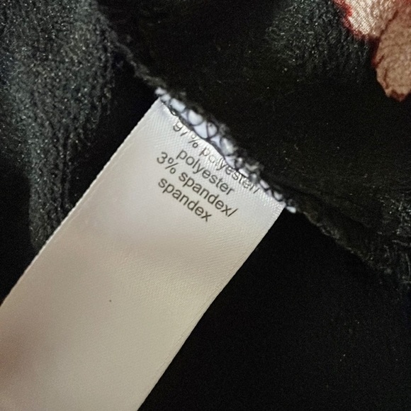 Maurice’s‎ Black Floral Kimono - Picture 8 of 8